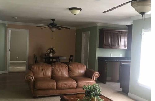 Molino House | Private Legacy Garden! Share large home with plenty of privacy