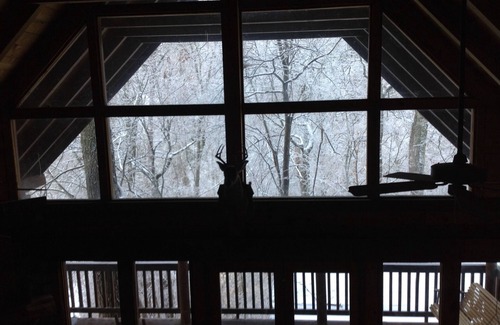 Sevierville Cabin | Private log cabin Chalet at the foot of the Smoky Mountains