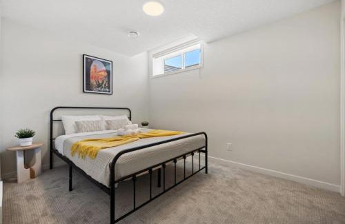 Calgary House | Private Lower Suite, Sleeps 4, Queen Bed, Netflix, Parking