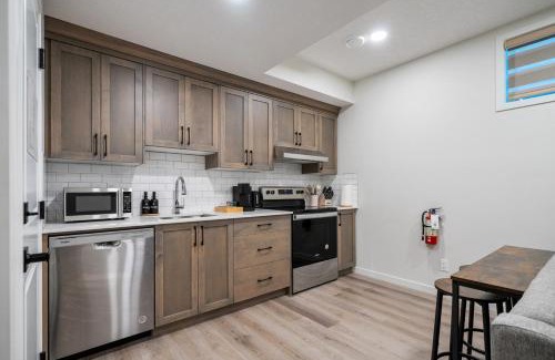 Calgary House | Private Lower Suite, Sleeps 4, Queen Bed, Netflix, Parking