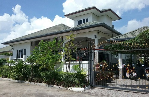 Hua Hin House | Private Luxurious Salt Water Pool Villa Situated In Peaceful Upmarket 5 Resort