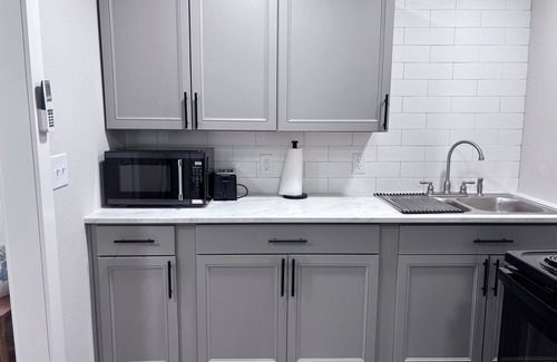 San Angelo Apartment | Private & pet friendly 1-bedroom upstairs apartment in San Angelo
