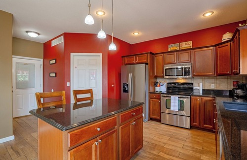 Lake Ozark House | Private pool. Season Special 6th NIGHT FREE, boat rental, hiking and enjoying all the great restaurants in the area.