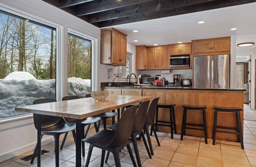 West Hartford House | Private Quechee Retreat w/Deck & Games