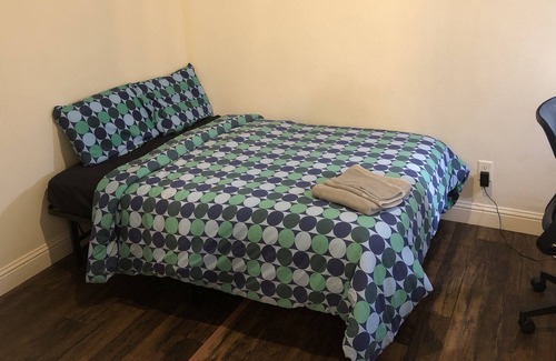 Alum Rock House | Private Room / Bath / Super Fast WiFi