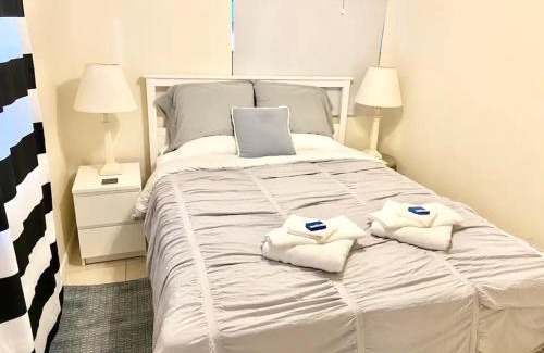 West Little Havana House | Private Rooms close to Miami Airport - Free parking - 02