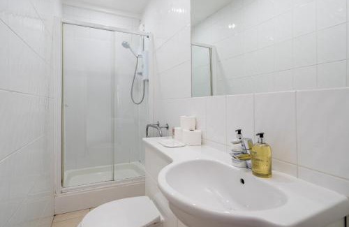 Soho Apartment | Private Studio - Wardour Street - Berwick Street