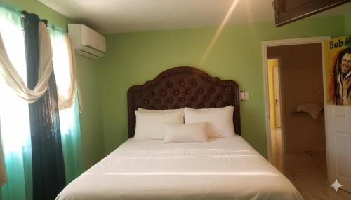 Porus Villa | Private Villa Paradise - Pool & Mountain Views
