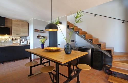 Fosdinovo Villa | Private Villa with private pool, WIFI, TV, patio, panoramic view, parking, close to La Spezia