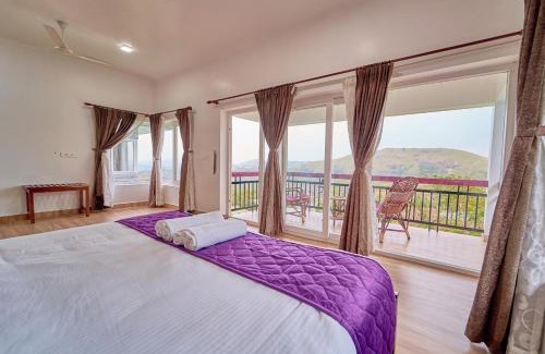 Vagamon Hotel | Priyas Villa Vagamon by VOYE HOMES-Scenic Mountain View