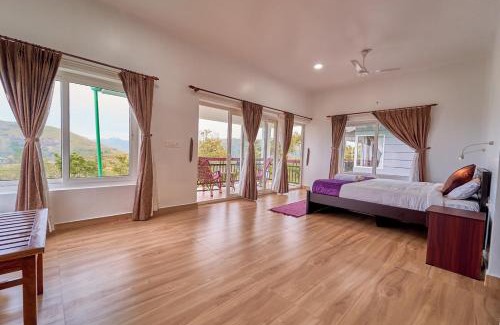 Vagamon Hotel | Priyas Villa Vagamon by VOYE HOMES-Scenic Mountain View