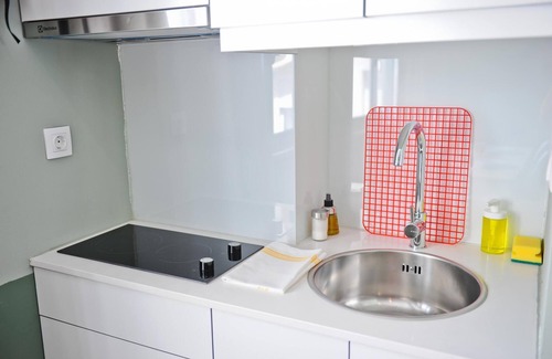 Santo Antonio Apartment | Prosecco Lifestyle in Lisbon by Misha s Place 4B