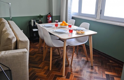 Santo Antonio Apartment | Prosecco Lifestyle in Lisbon by Misha s Place 4B