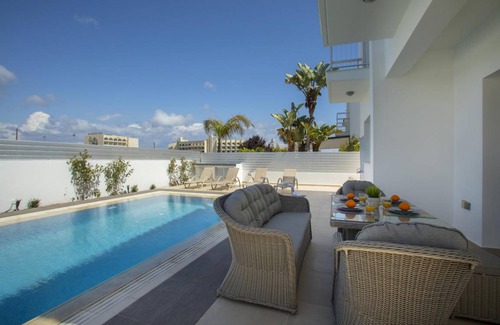 Pernera Villa | Protaras Villa Posidonas 9 Near The Beach