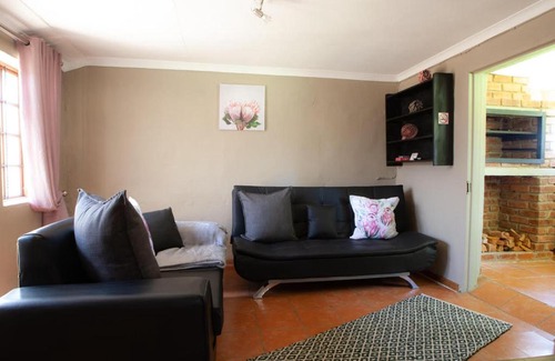 Dullstroom Apartment | Protea Cottage