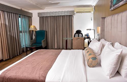 Ofin Hotel | Protea Hotel by Marriott Lagos Kuramo Waters