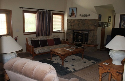 Wimberley Bed & Breakfast | Prow'd House Bed & Breakfast