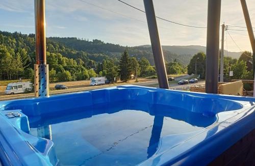 Brenna Villa | Przytulny Dom w Brennej z jacuzzi i sauną 10 os