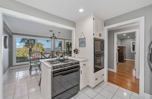 Smithville Ski Chalet | Puckett's Point Overlooking Center Hill Lake