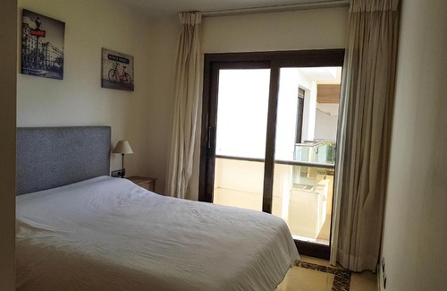 Castillo de Sabinillas Apartment | Puerto de la Duquesa, Marina del Castillo, Manilva, Malaga