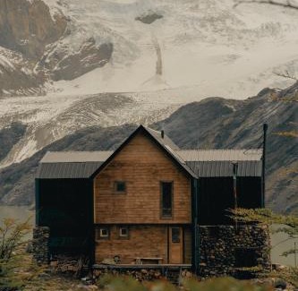 El Chalten Hotel | Puesto Cagliero - Refugio de montaña