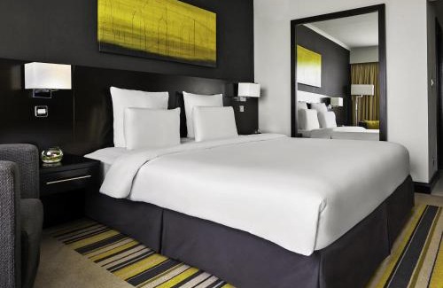 Deira Hotel | Pullman Dubai Creek City Centre