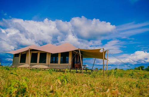 Serengeti National Park Cabin | Pumba Luxury Camp - Serengeti