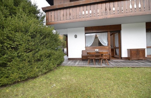Cortina d'Ampezzo Apartment | Punta Nera Apartment: WI-FI and garden.