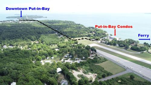 Put-in-Bay House | Put-in-Bay Waterfront Condo #109