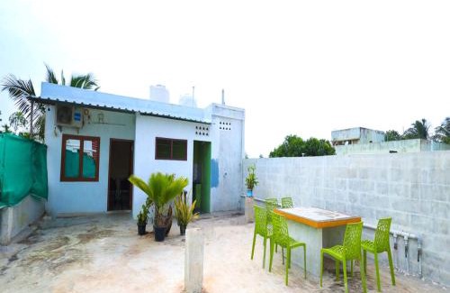 Kuilapalayam Hotel | PVR Guest House