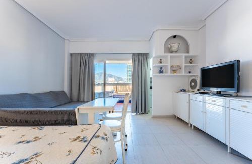 Fuengirola City Centre Apartment | Pyr studio apt partial seaview