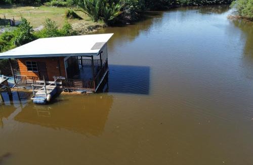 Kampung Laut Other | Qimmy Riverside Floating Cabin