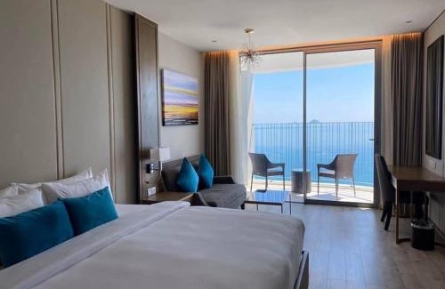 Tran Phu Beach Apartment | QT Panorama Nha Trang