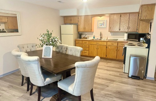 River Falls Apartment | Quaint and Close to Town