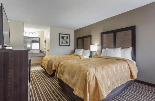 Southern Pines Hotel | Quality Inn Aberdeen