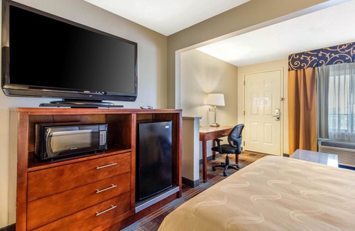 Memphis Hotel | Quality Inn Airport I-240