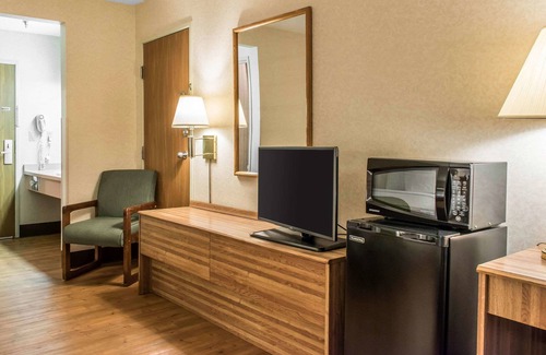 Wilkes-Barre Hotel | Quality Inn Arena