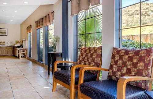 Fallbrook Hotel | Quality Inn Fallbrook