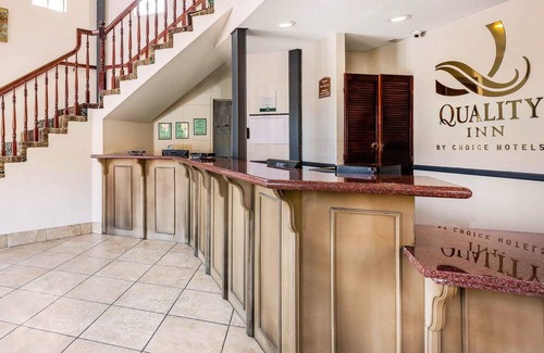 Fallbrook Hotel | Quality Inn Fallbrook