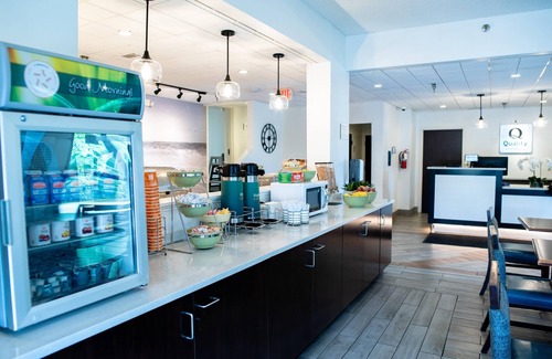 West Palm Beach Hotel | Quality Inn Palm Beach International Airport