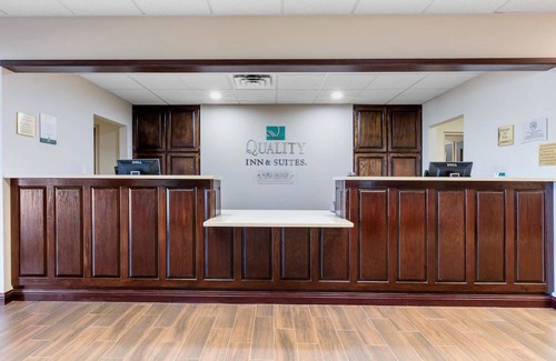 Mountain Home Hotel | Quality Inn & Suites Mountain Home North