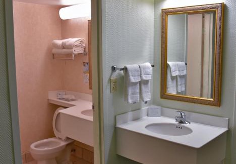 Council Bluffs Hotel | Quality Inn & Suites near I-480 and I-29