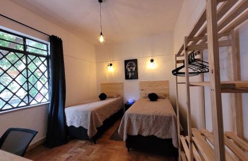 Vila Mariana Apartment | Quarto Black Power