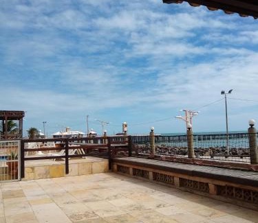 Praia de Iracema Apartment | Quarto Ponte Metálica 105