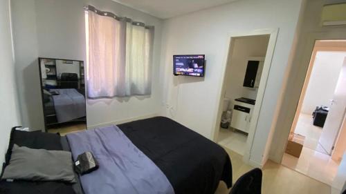 Andorinha House | Quarto Suíte em apto compartilhado com anfitrião Mandi a 250m do Mar