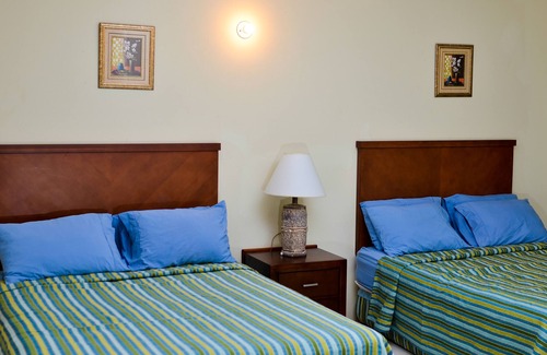 Buccoo Hotel | Queen Double A at Bellissimo