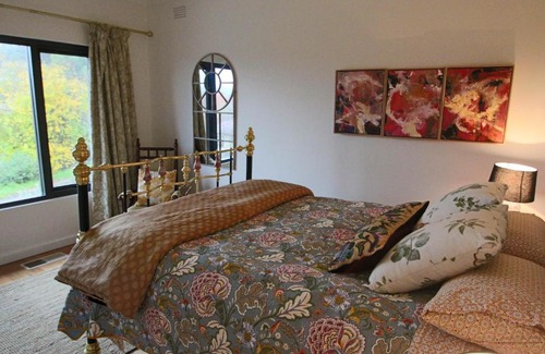 Albury Apartment | Queen on Randle