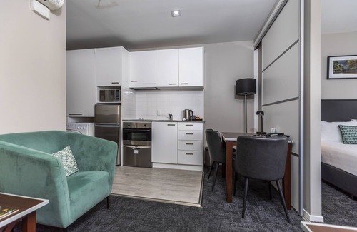 Auckland Central Business District Apartment | Quest on Queen