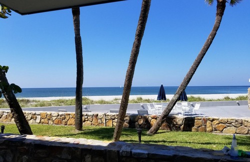 Venice Condo | Quiet 1st Floor Gulf Front - 50 Feet from Beach and Pool Area