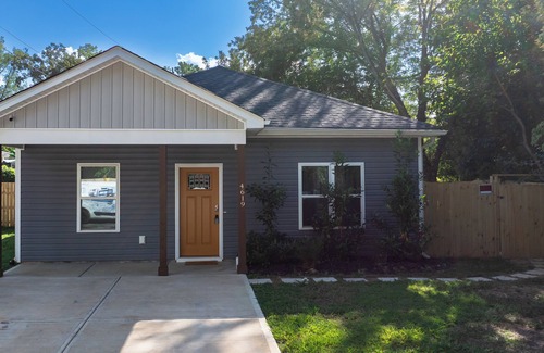 Paw Creek House | Quiet 3BR Home, Fast Wi-FI, 14 Min to Uptown Charlotte
